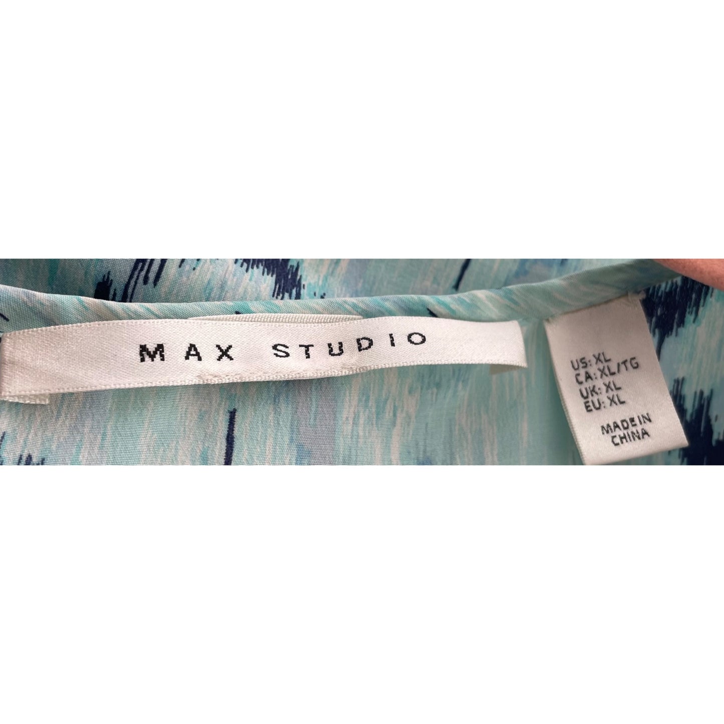 Max Studio Women's Size XL Aqua Blue & Navy Short-Sleeved Silk Blouse