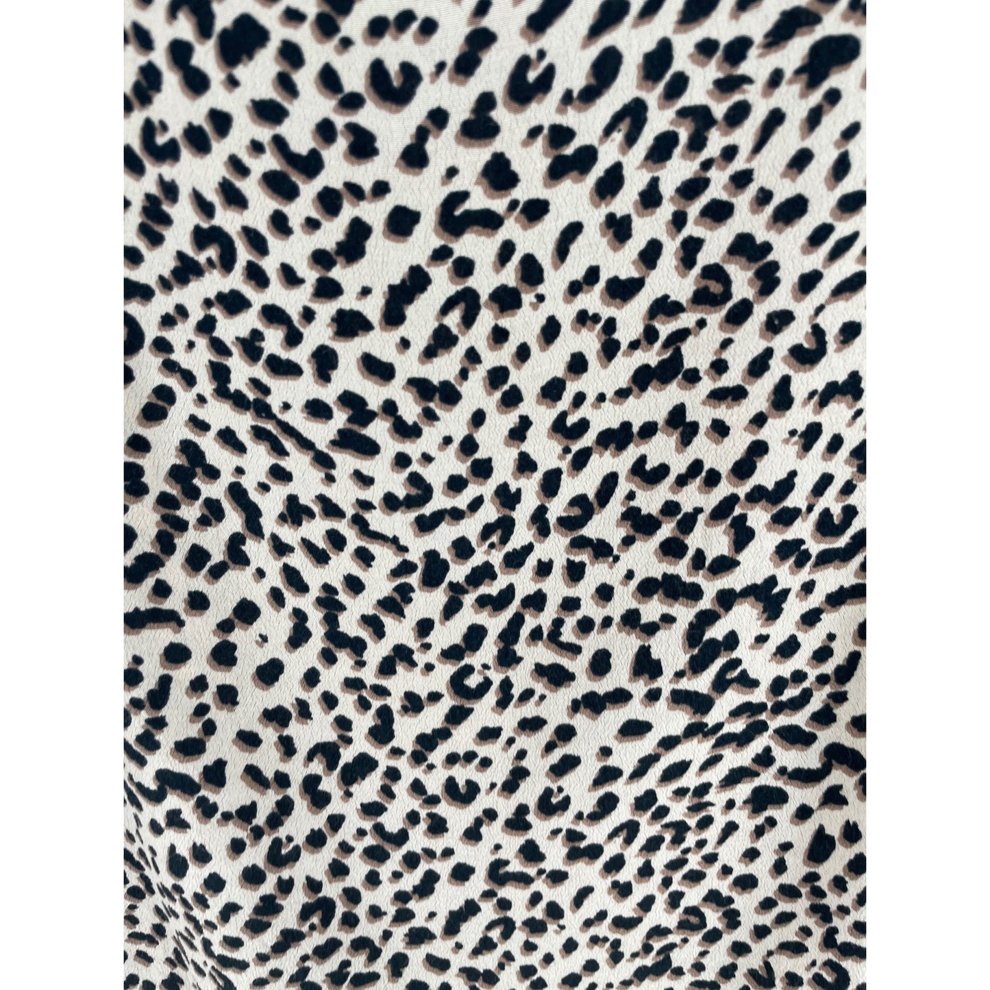 H&M Women's Size 6 Tan/Brown/Black Leopard Print Short-Sleeved Shirt