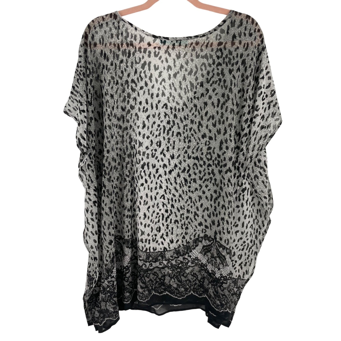 Soho Hearts Women's Size XL Black & White Leopard Print Lace Beach Cover-Up