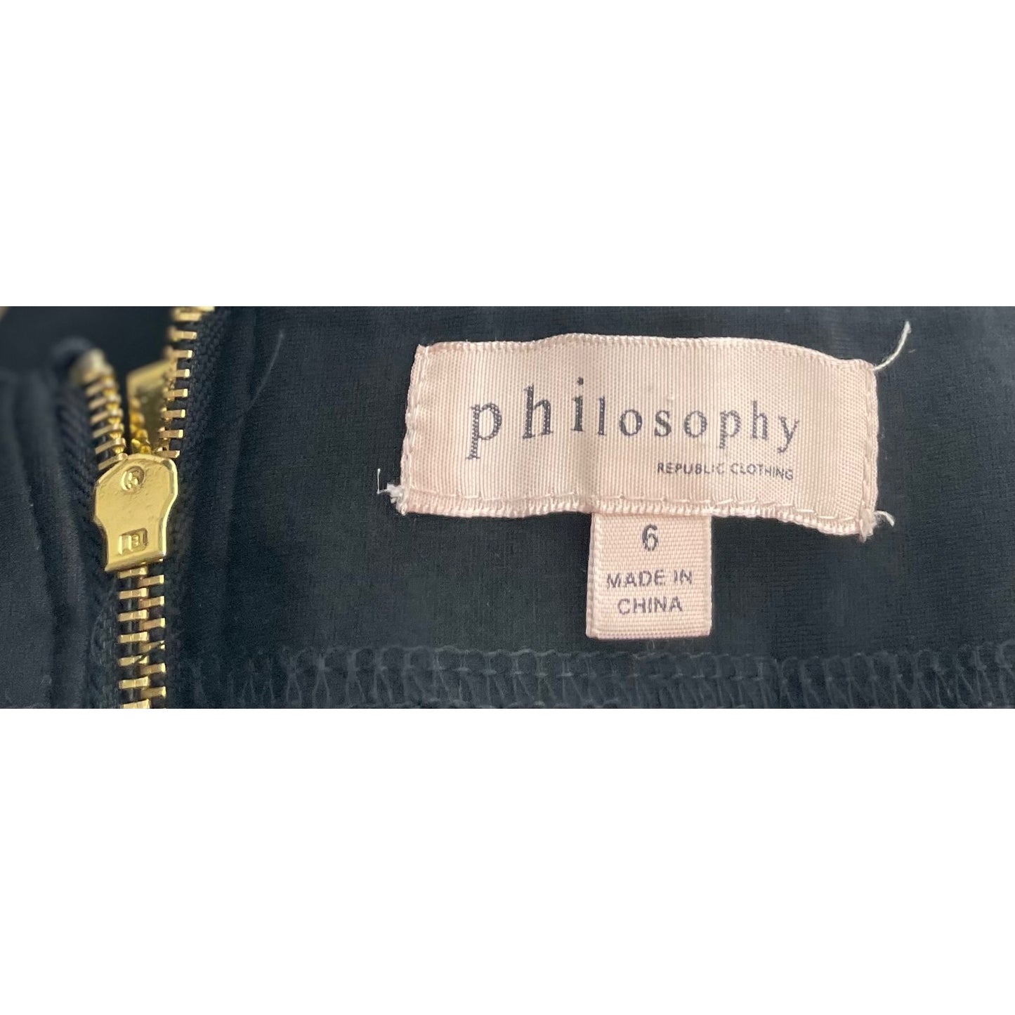 Philosophy Women's Size 6 Black Stretchy Fitted Pencil Skirt