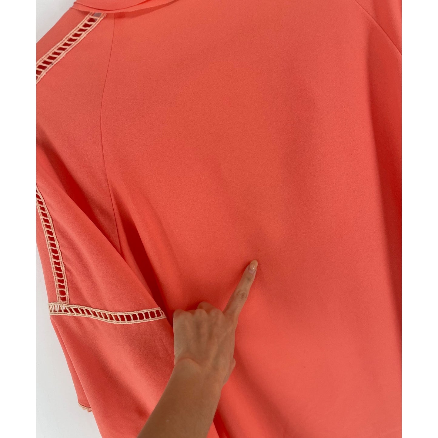 Kenneth Cole Women's Size XL Coral & Cream Bell Sleeve Blouse