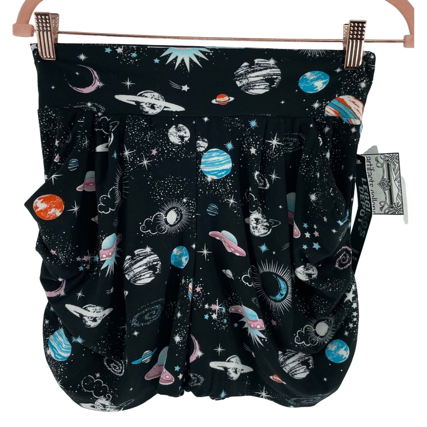 Leggings Depot NWT Women's Size Large Black & Multi-Colored Outer Space Yoga Shorts