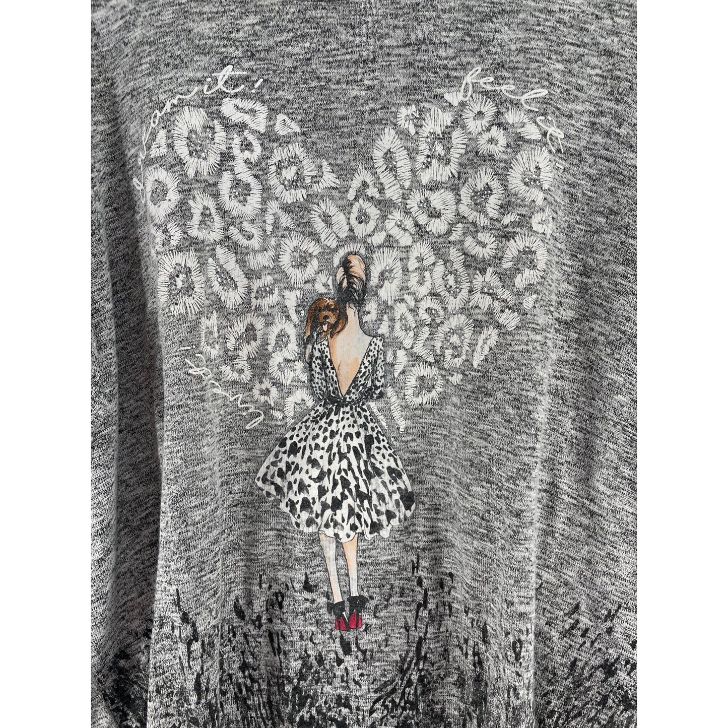 C & A Women’s Size Large Grey 3/4 Length Sleeve Top With Lady & Dog Graphic