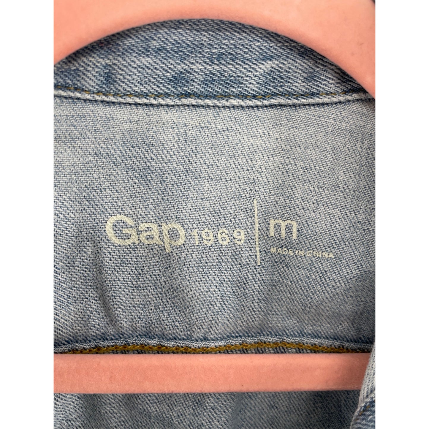 Gap 1969 Women's Size Medium Light Wash Denim Jean Jacket W/ Fringe Hem