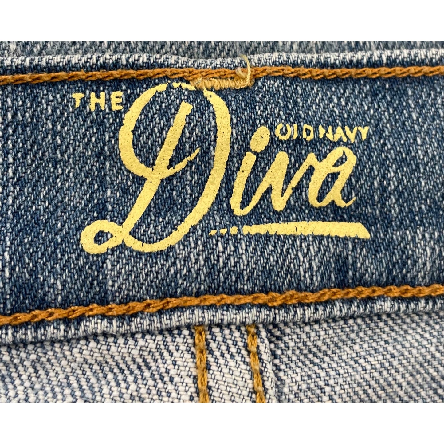 Old Navy The Diva Women's Size 2 Denim Blue Jean Shorts