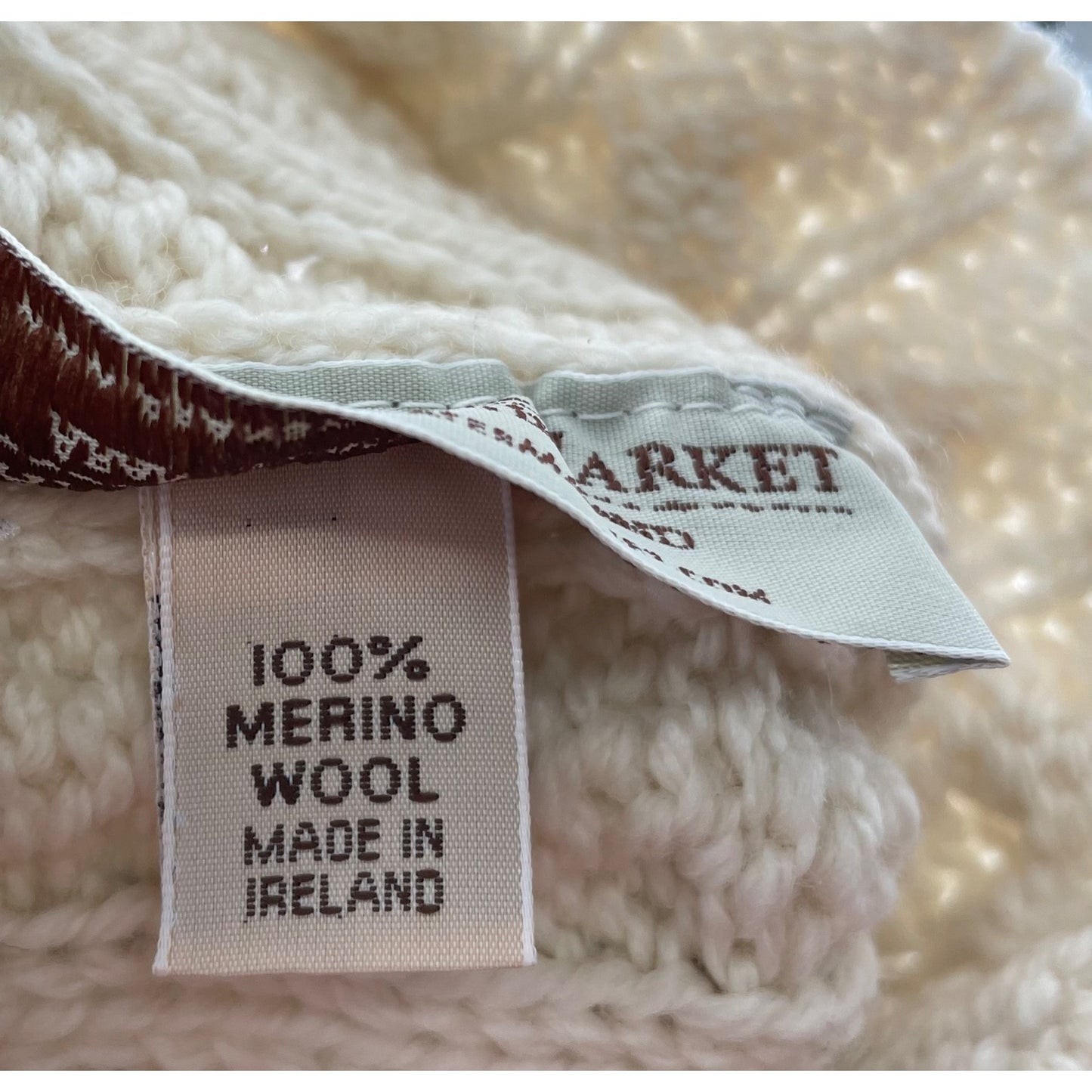 NWOT Women's Small Cream Cable-Knit Aran Sweater Market Merino Wool Faux Fur Pom Pom Beanie