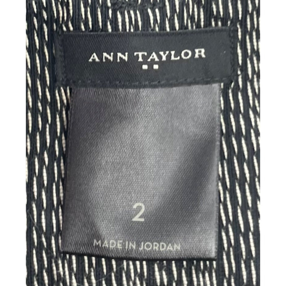 NWOT Ann Taylor Women's Size 2 Black & Tan Shorts